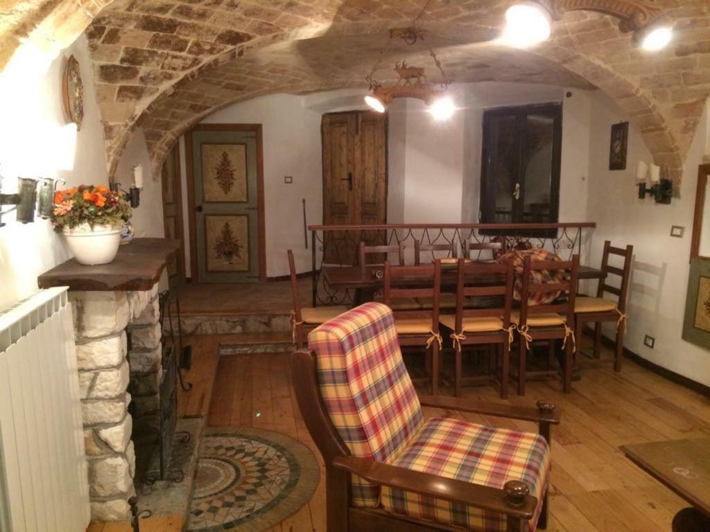 Casa Laura Villa Castel del Monte  Luaran gambar
